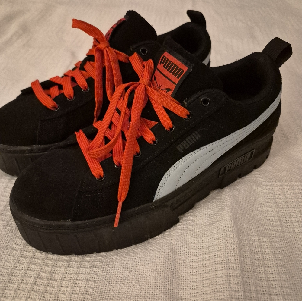Puma X Dua Lipa MAYZE Suede  Black Platform Sneakers With Red Laces.